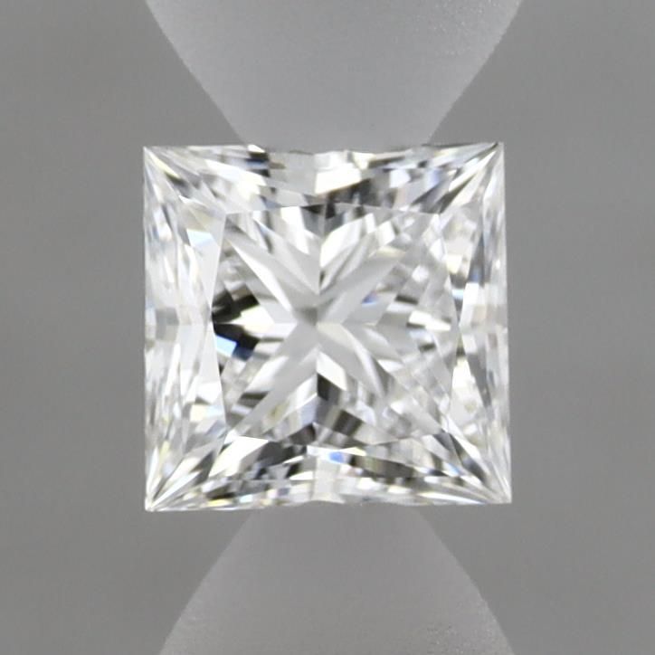 0.48 ct lab-grown Princess Diamond