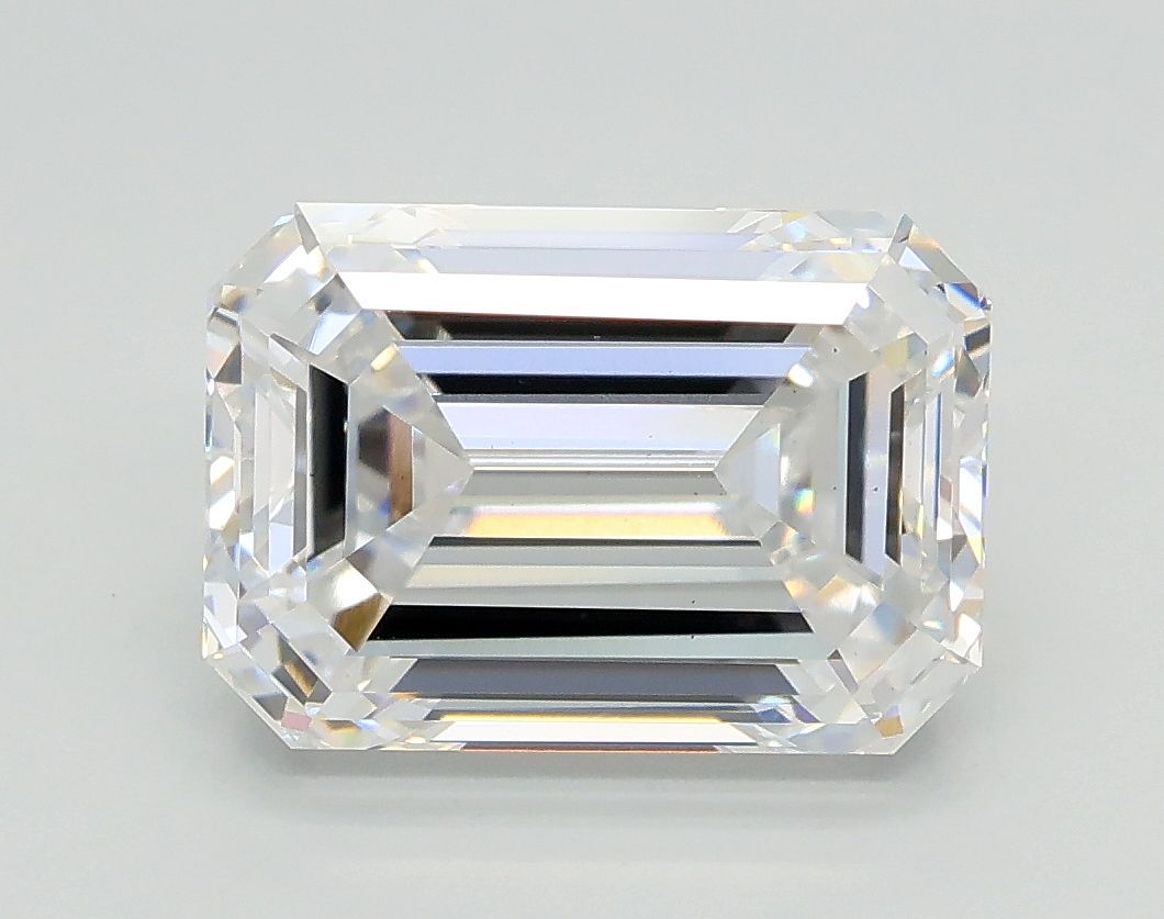 3.02 ct. emerald Lab Grown Diamond front image