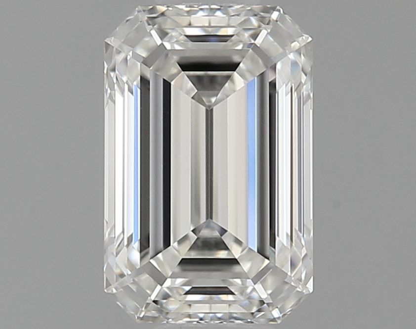 0.80 ct Emerald diamond