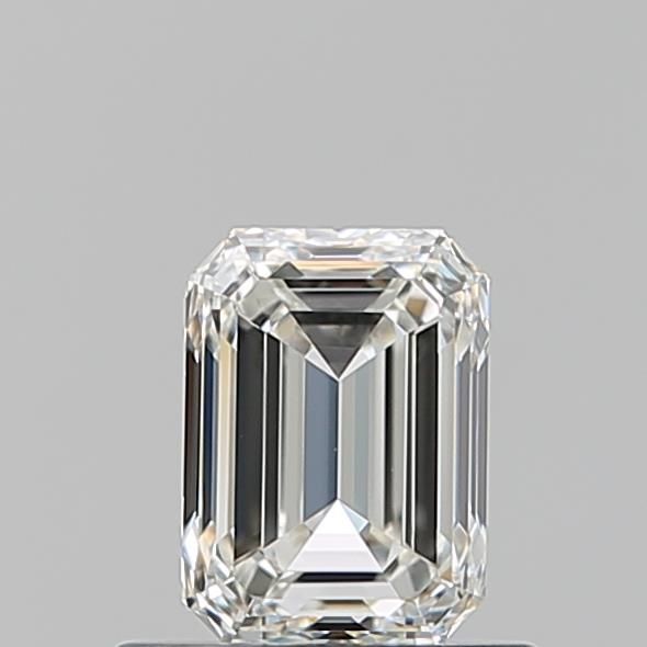 0.70 ct Emerald diamond