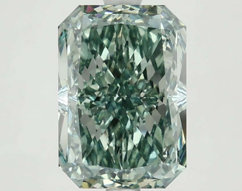 3.03 ct Radiant diamond