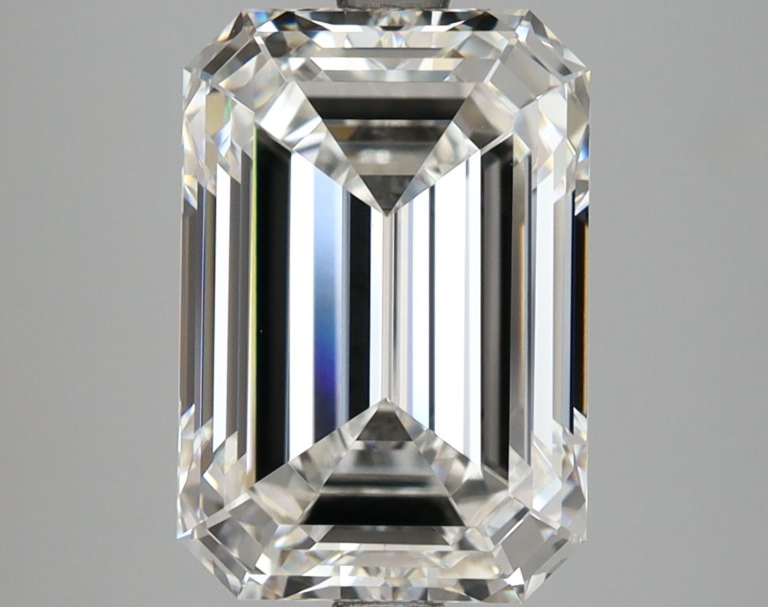 5.10 ct. emerald Lab Grown Diamond front image