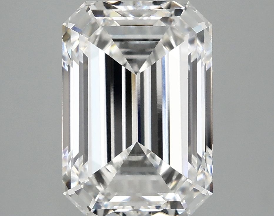 4.10 ct. emerald Lab Grown Diamond front image
