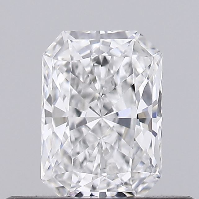 0.36 ct lab-grown Radiant Diamond