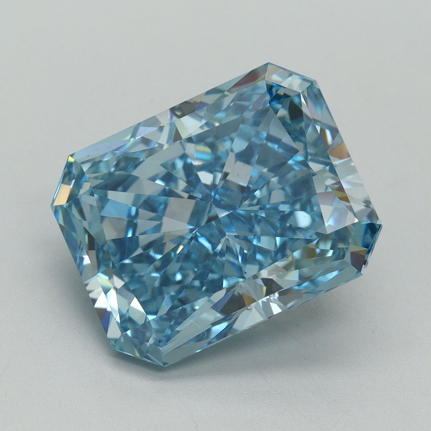 7.51 ct. radiant Lab Grown Diamond front image