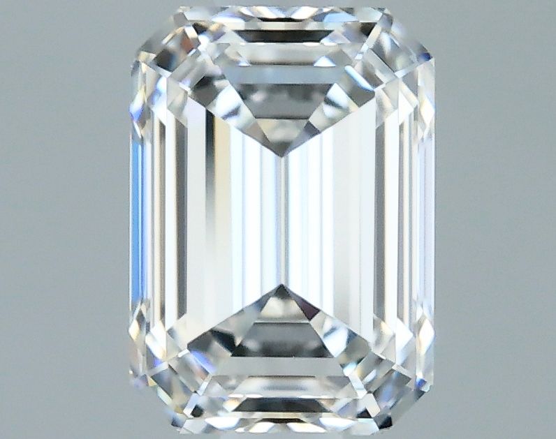 0.70 ct Emerald diamond