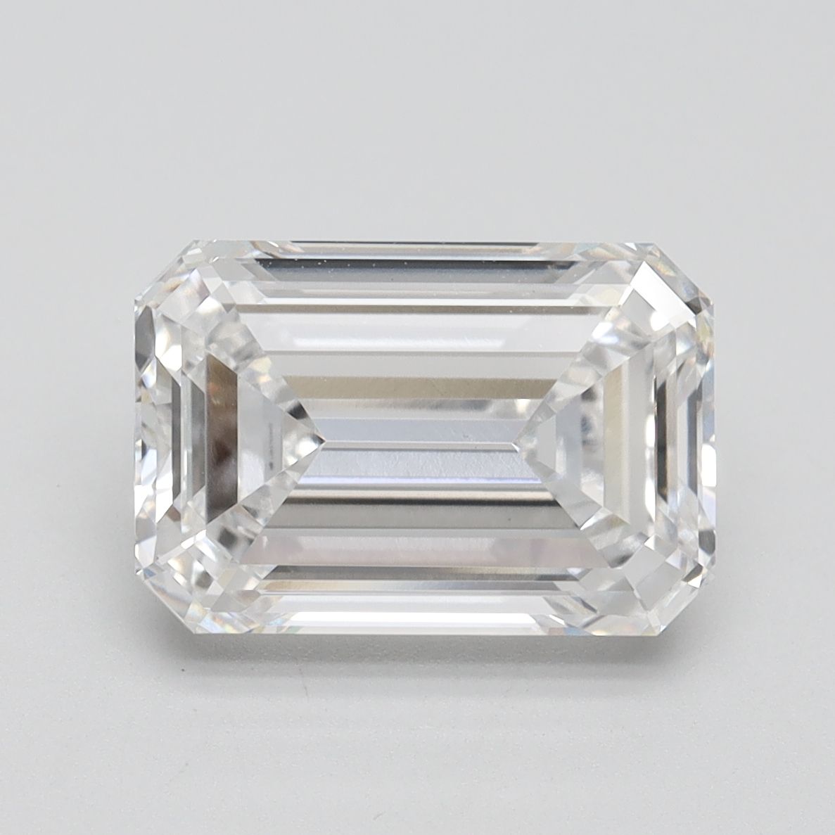 4.18 ct. emerald Lab Grown Diamond front image