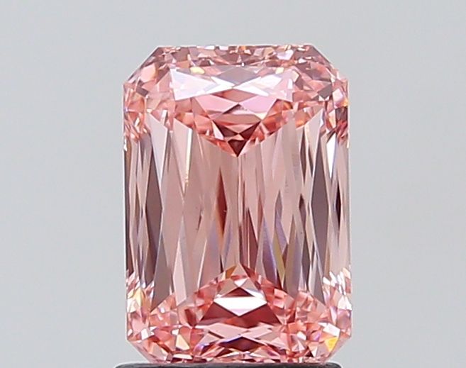 2.01 ct Radiant diamond