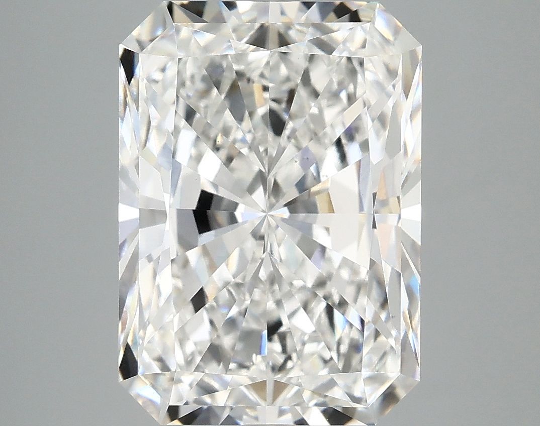 5.07 ct. radiant Lab Grown Diamond front image