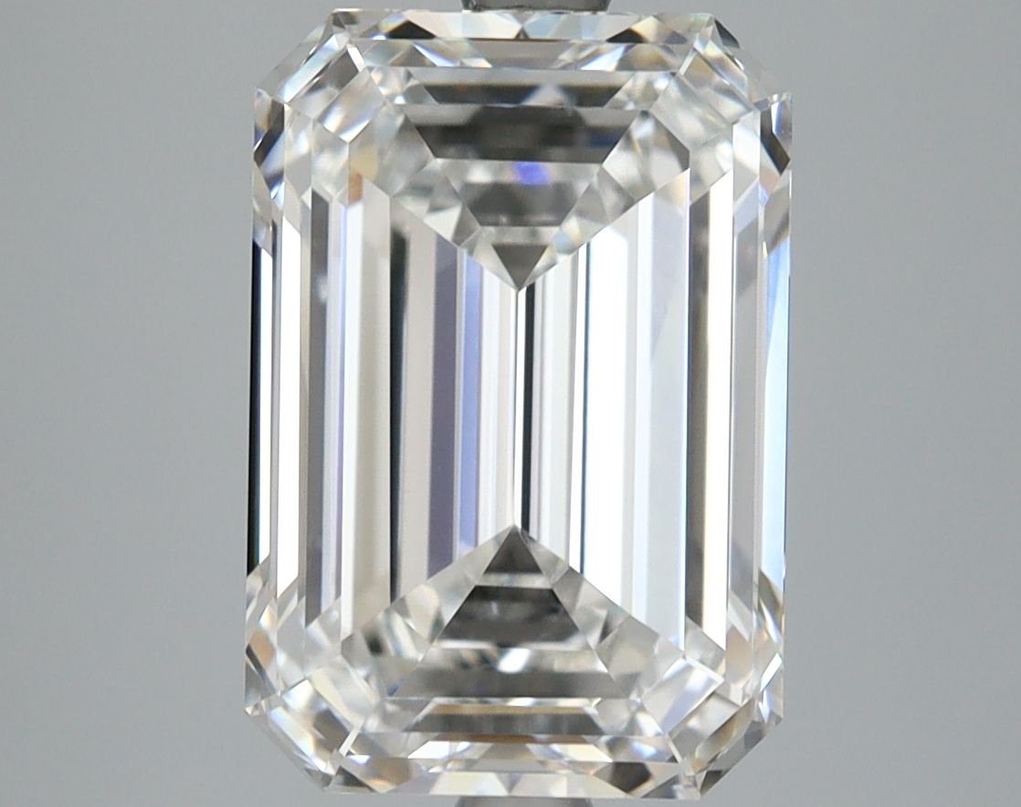5.04 ct. emerald Lab Grown Diamond front image