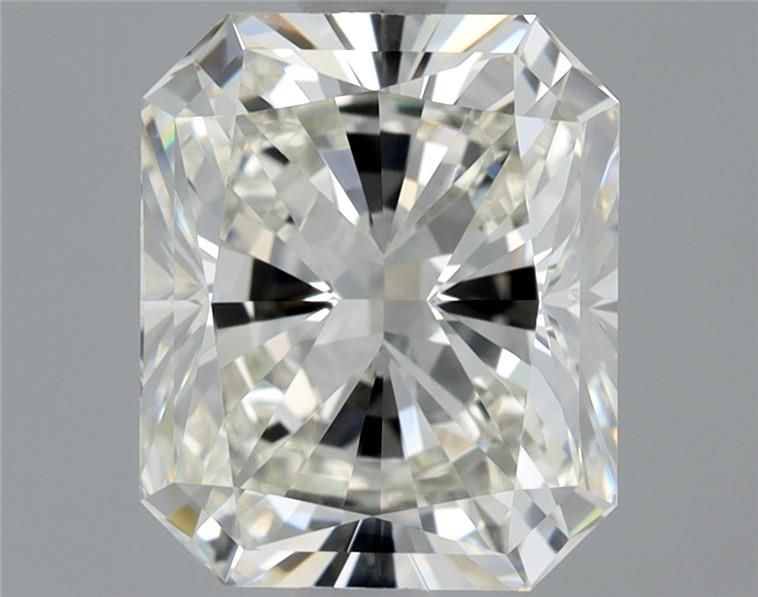 1.61 ct Radiant diamond