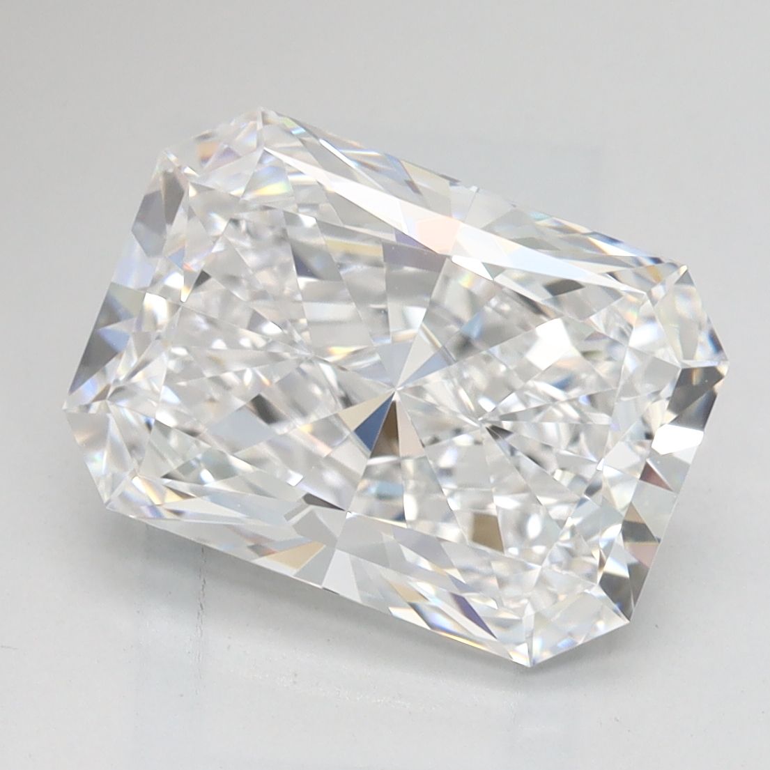 3.09 ct. radiant Lab Grown Diamond front image