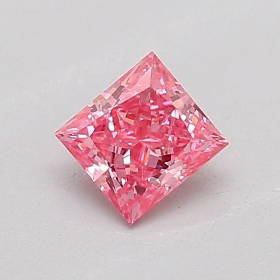 0.26 CT Fancy Vivid Pink PRINCESS