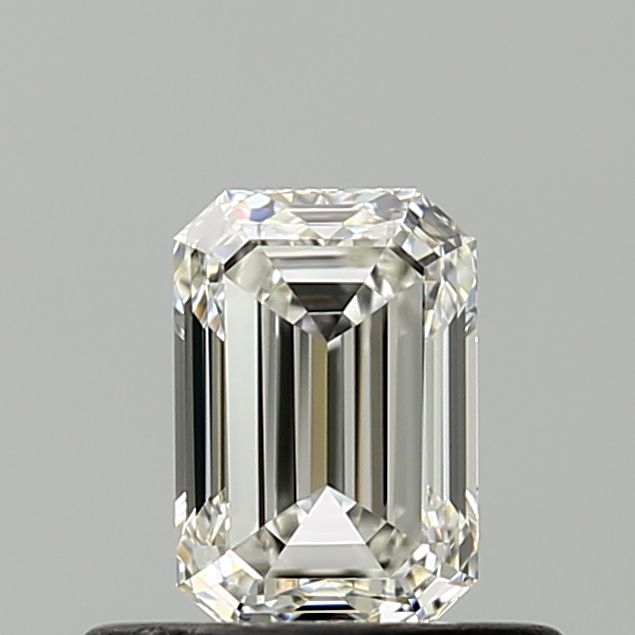 0.51 ct Emerald diamond