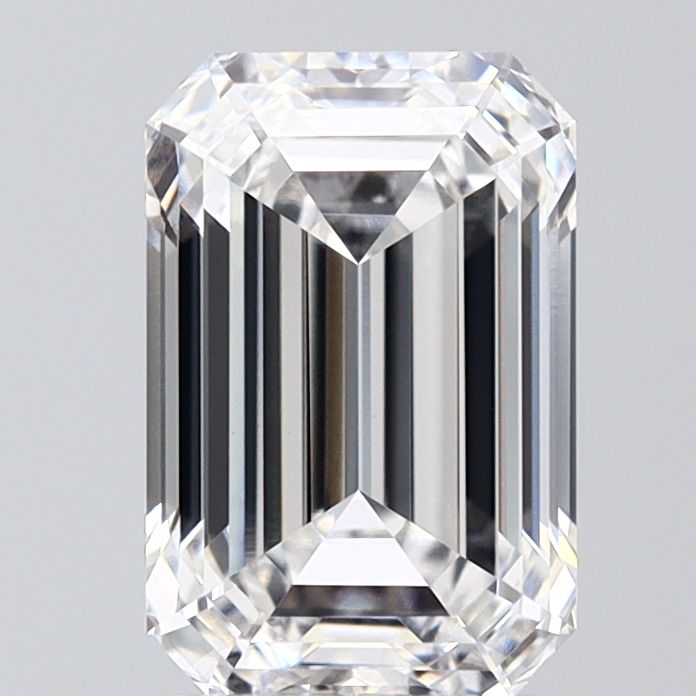 2.54 ct. emerald Lab Grown Diamond front image