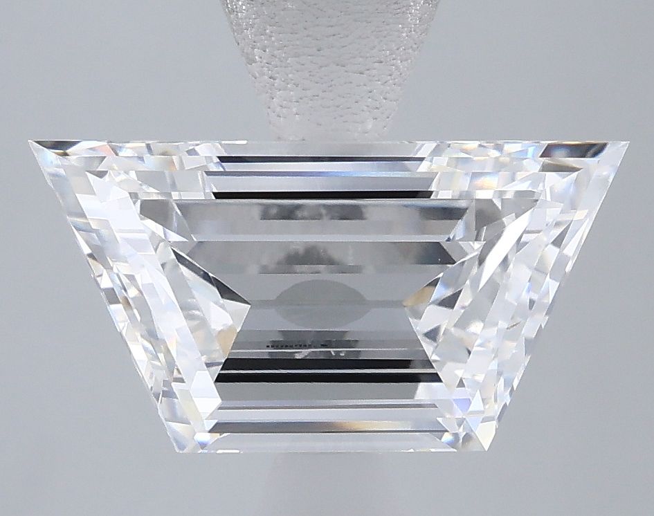 3.03 ct lab-grown Trapezoid Diamond