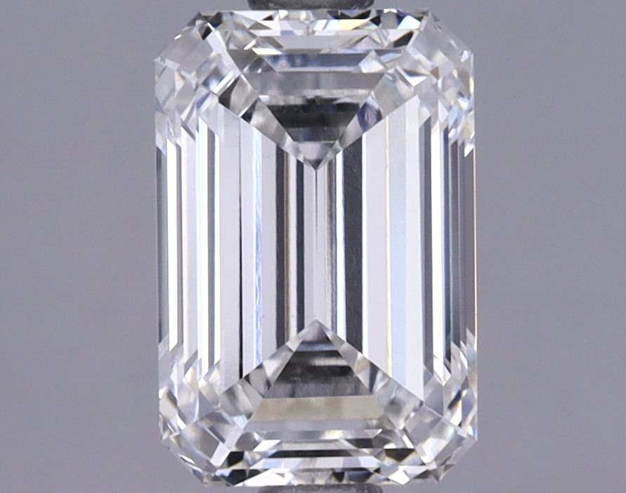 1.63 ct. emerald Lab Grown Diamond front image
