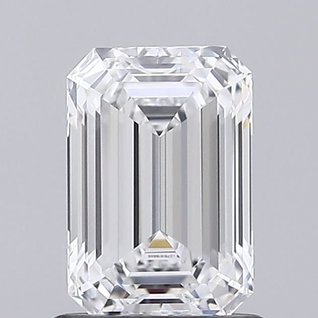 1.03 ct. emerald Lab Grown Diamond front image