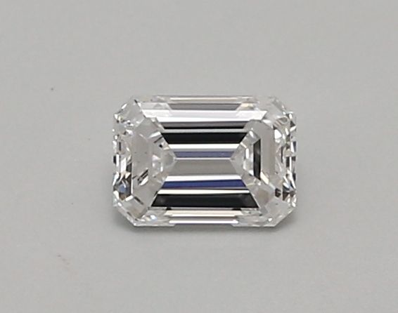 0.45 ct lab-grown Emerald Diamond