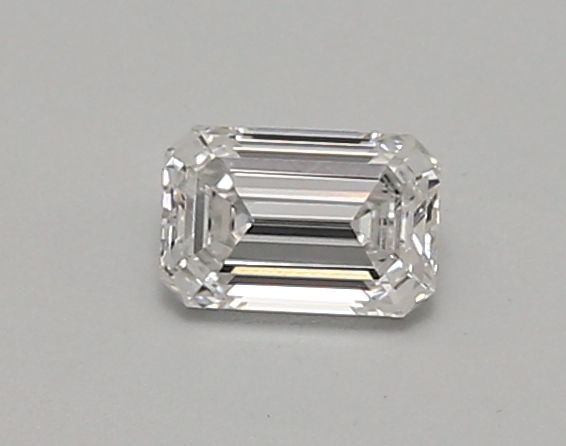 0.45 ct lab-grown Emerald Diamond