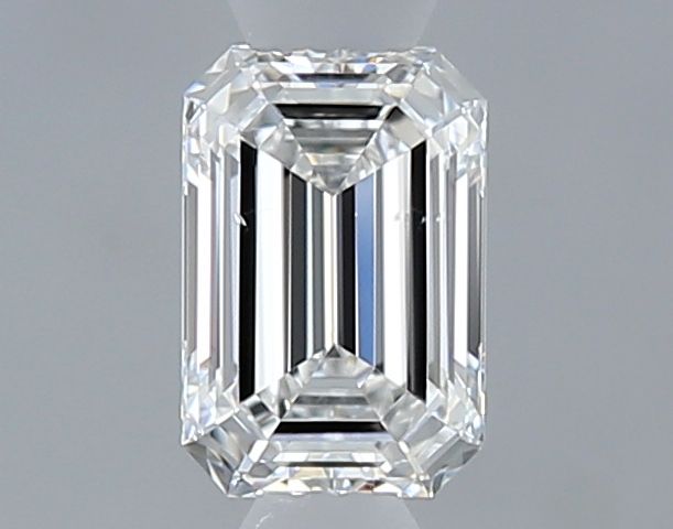 0.32 ct Emerald Diamond
