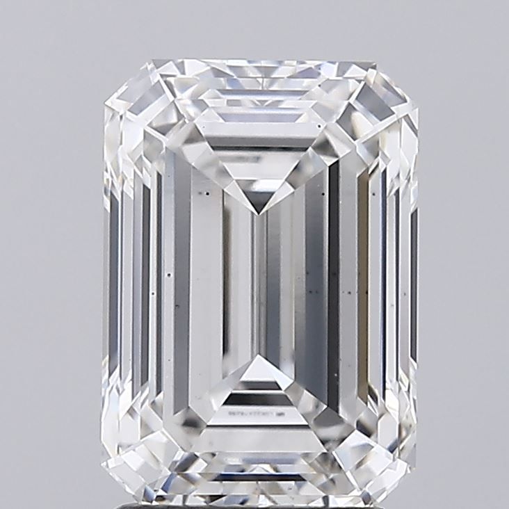 2.80 ct Emerald diamond