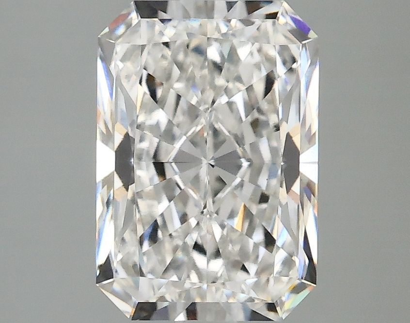 2.30 ct. radiant Lab Grown Diamond front image
