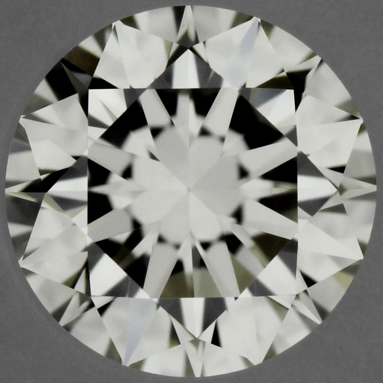 0.40 ct Round Natural Diamond