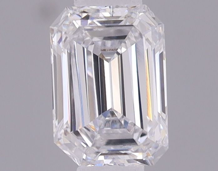 0.50 ct. emerald Lab Grown Diamond front image