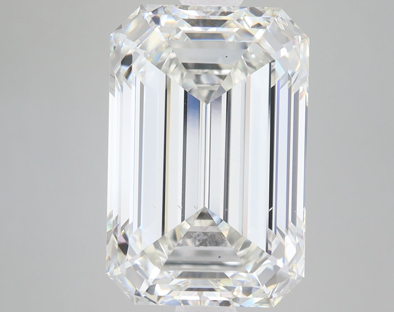 9.00 ct. emerald Lab Grown Diamond front image