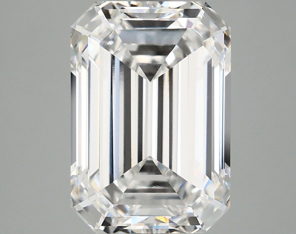 5.10 ct. emerald Lab Grown Diamond front image