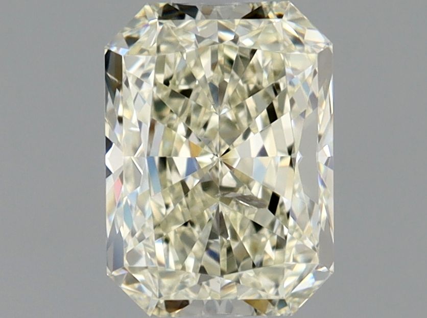 0.9 ct Radiant Diamond