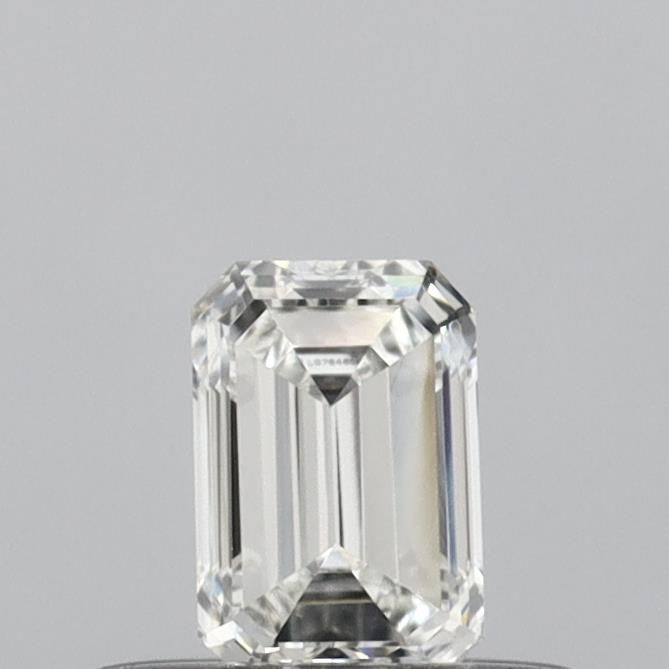 0.30 ct Emerald diamond