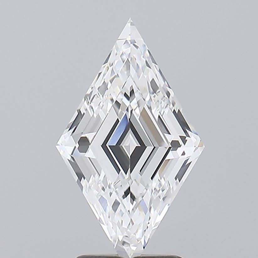 2.52 ct lab-grown Lozenge Diamond