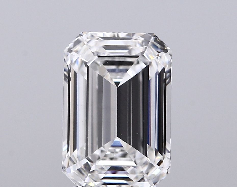 3.02 ct. emerald Lab Grown Diamond front image