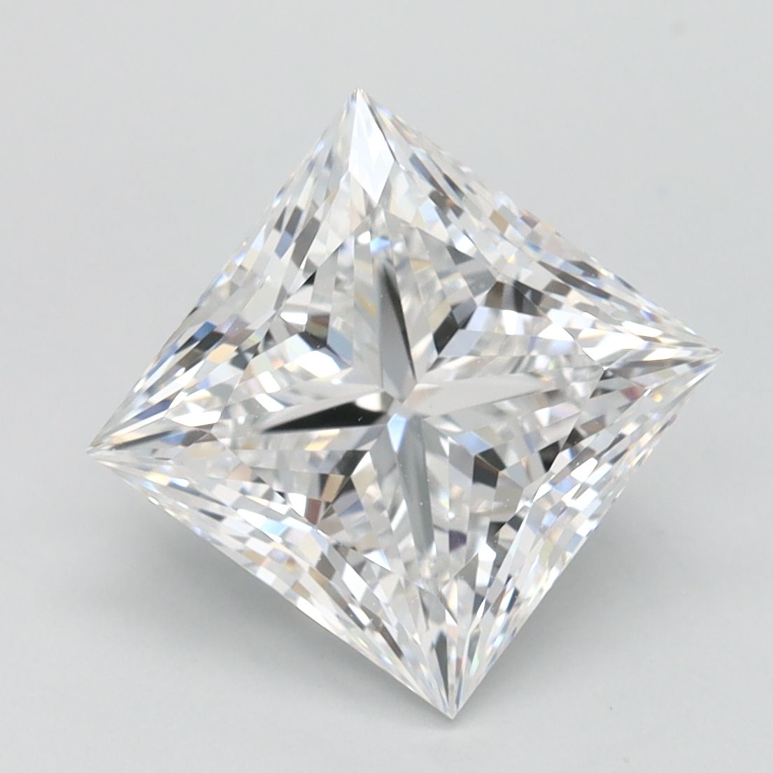2.82 ct. princess Lab Grown Diamond front image