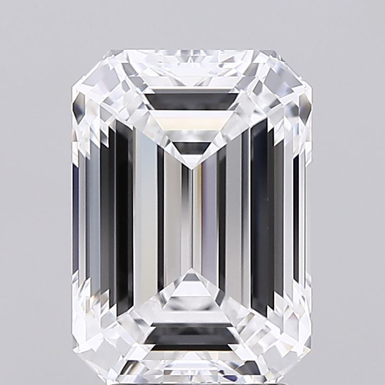 3.20 ct. emerald Lab Grown Diamond front image