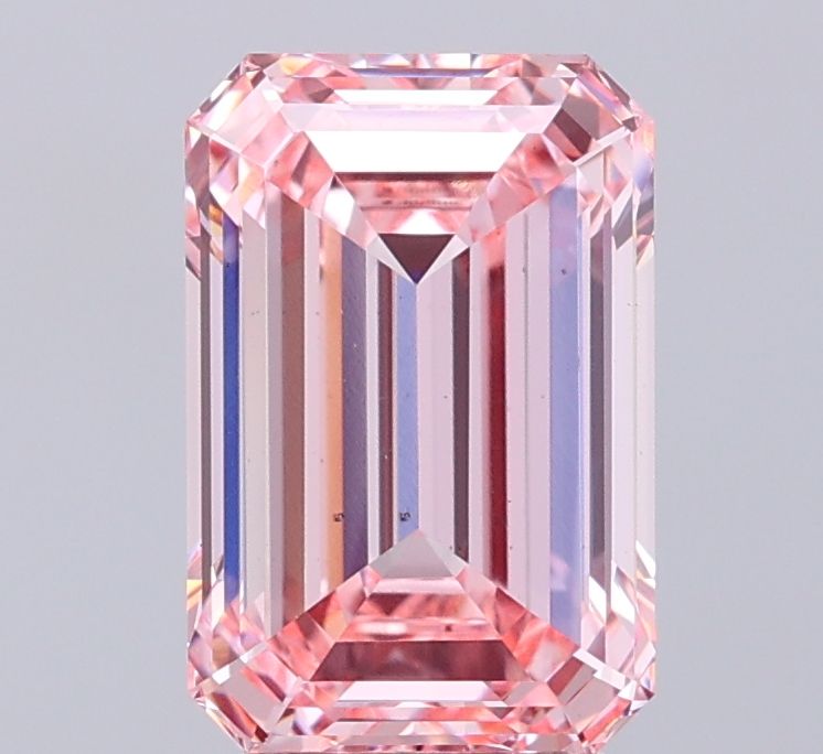 3.05 ct Emerald diamond