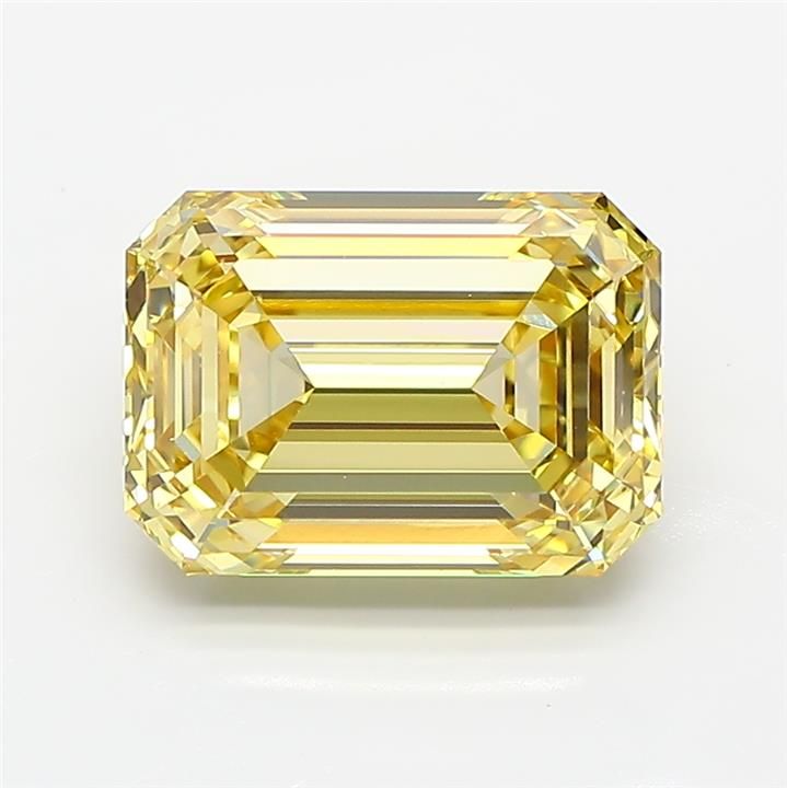 3.70 ct Emerald diamond