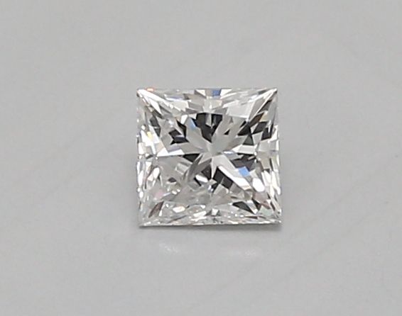 0.43 ct lab-grown Princess Diamond