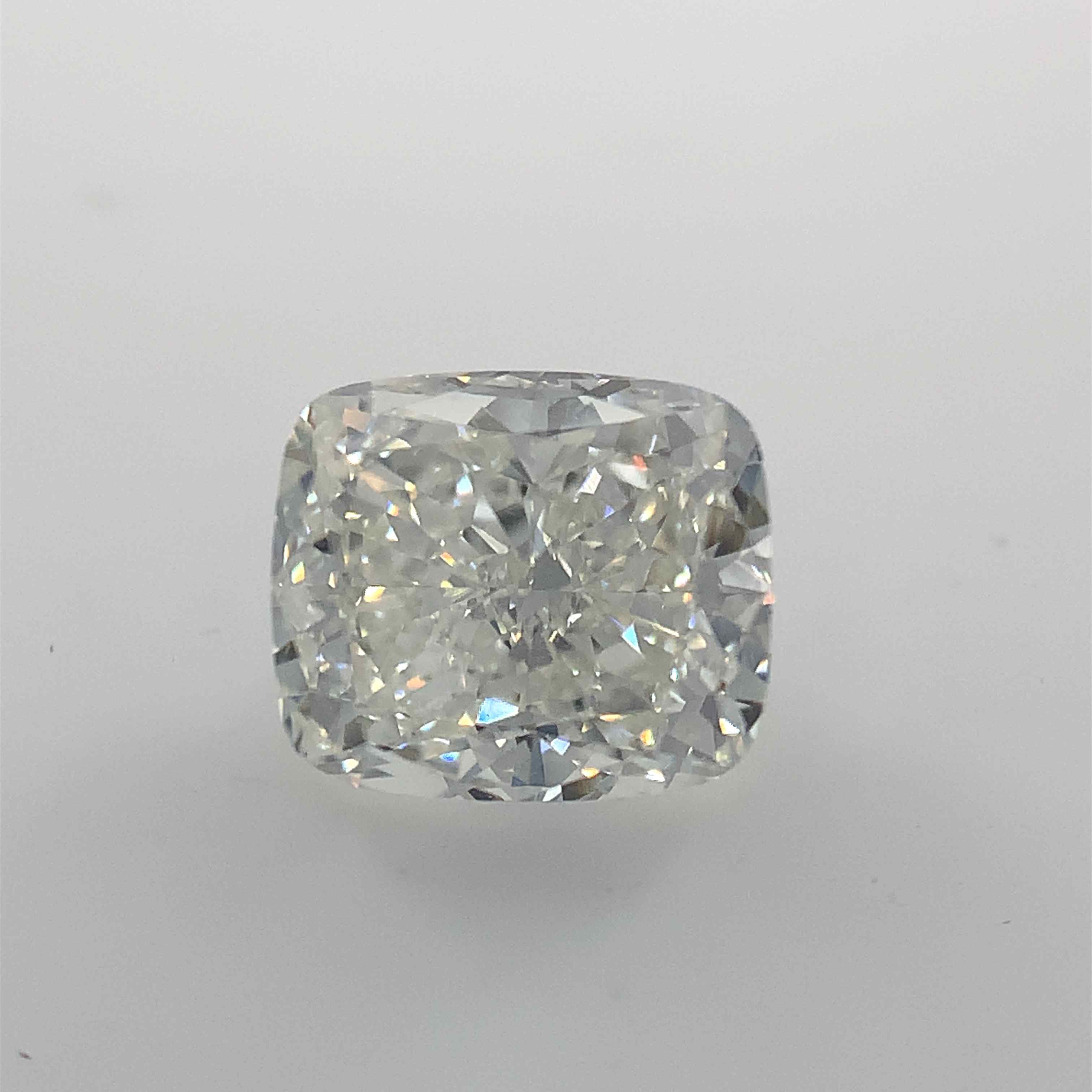 1.71 ct Cushion Brilliant diamond