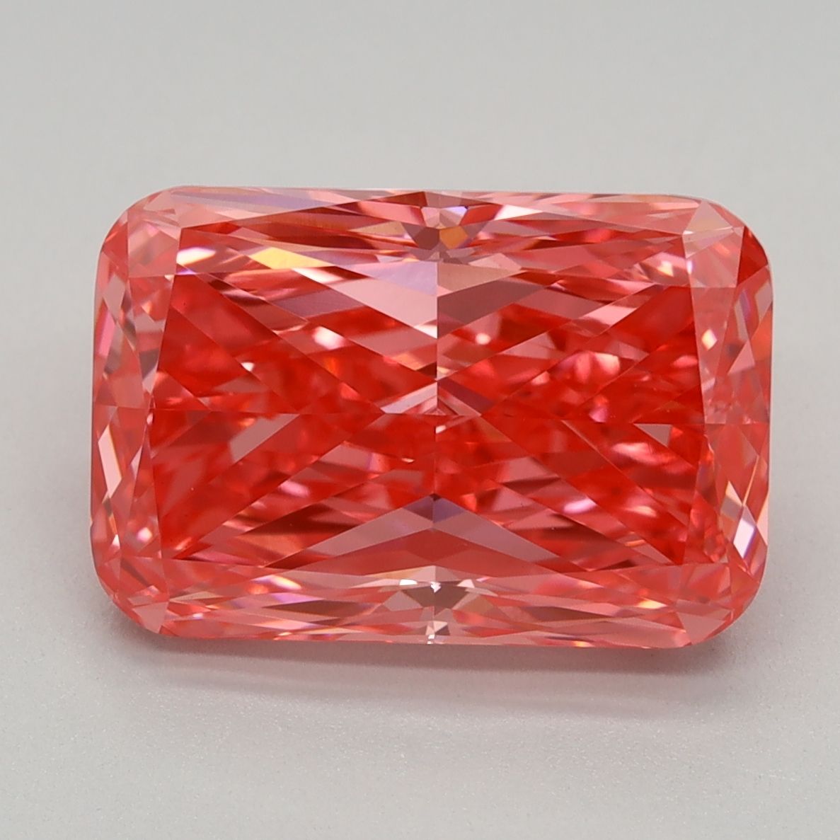 3.06 ct Radiant diamond