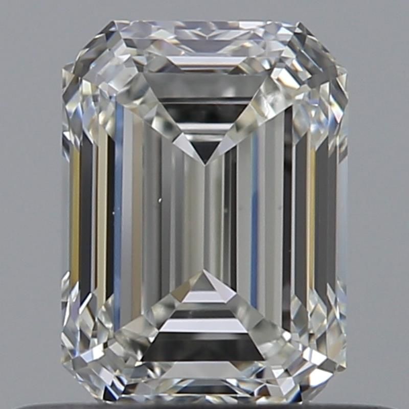 0.56 ct Emerald diamond