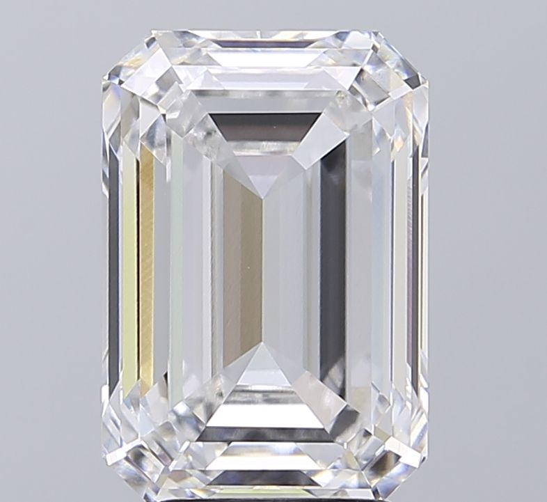 5.04 ct. emerald Lab Grown Diamond front image