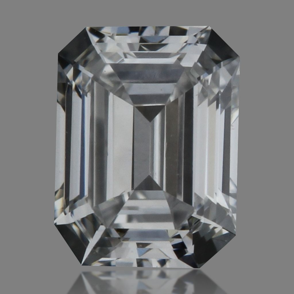 0.18 ct Emerald Diamond