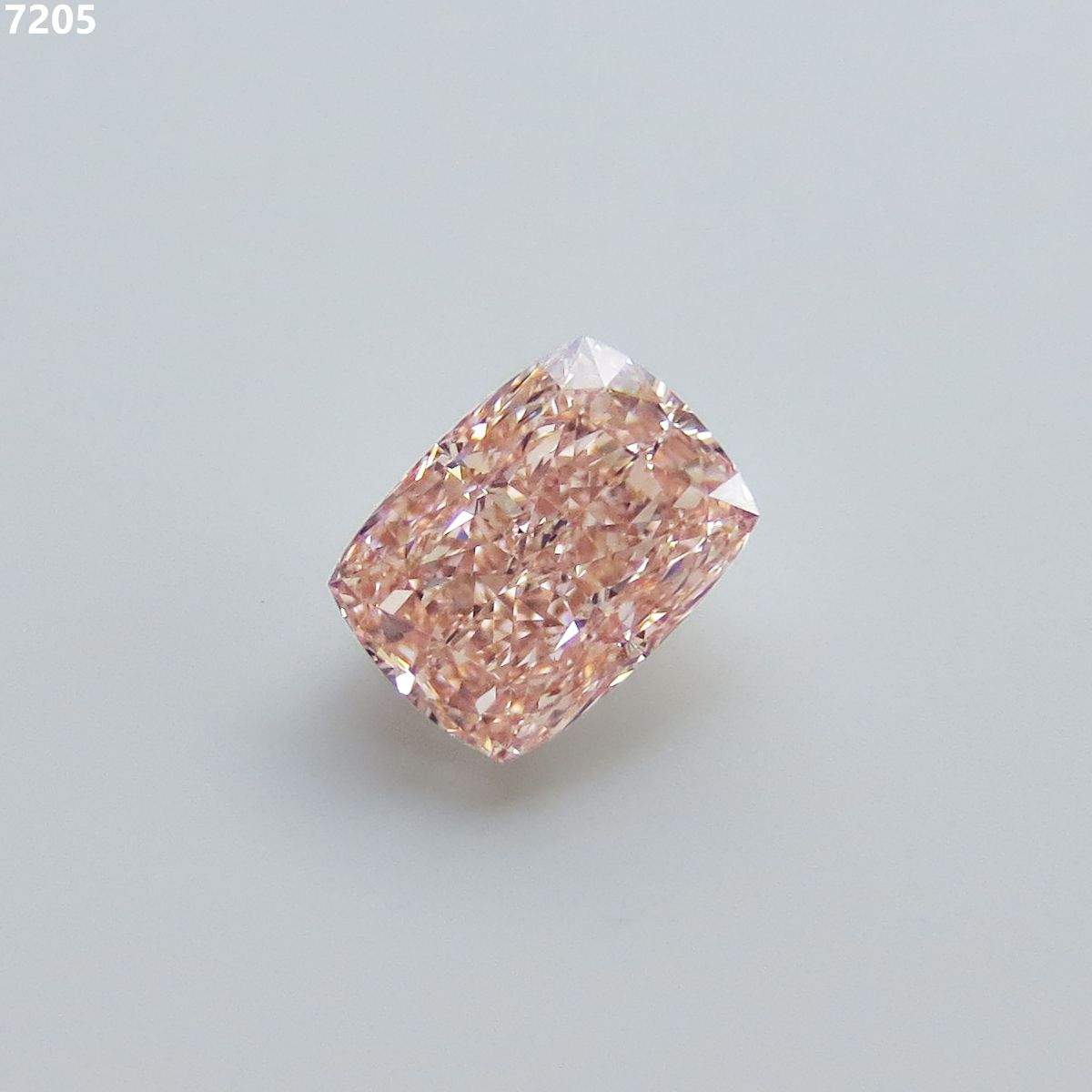 1.01 ct Cushion Brilliant diamond