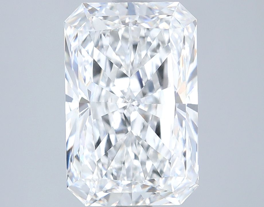3.09 ct. radiant Lab Grown Diamond front image
