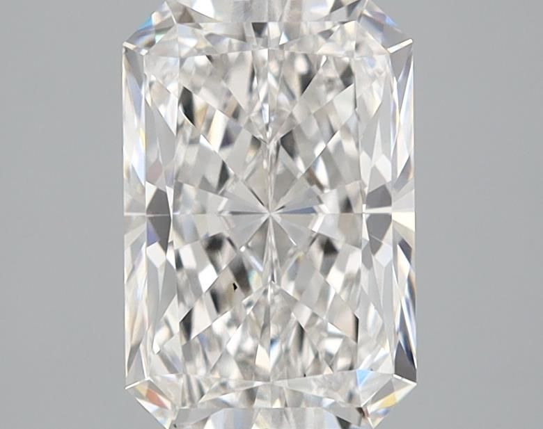 1.73 ct Radiant diamond