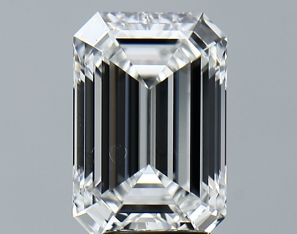 4.31 ct. emerald Lab Grown Diamond front image