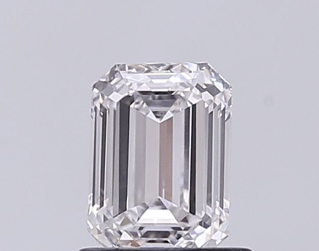 1.00 ct. emerald Lab Grown Diamond front image